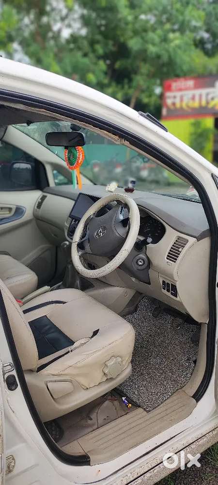 Toyota Innova 2013 Diesel 173000 Km Driven