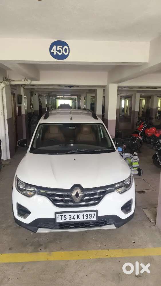 Car+driver Both Available For Rent (travells Vehicle) Not For Sale