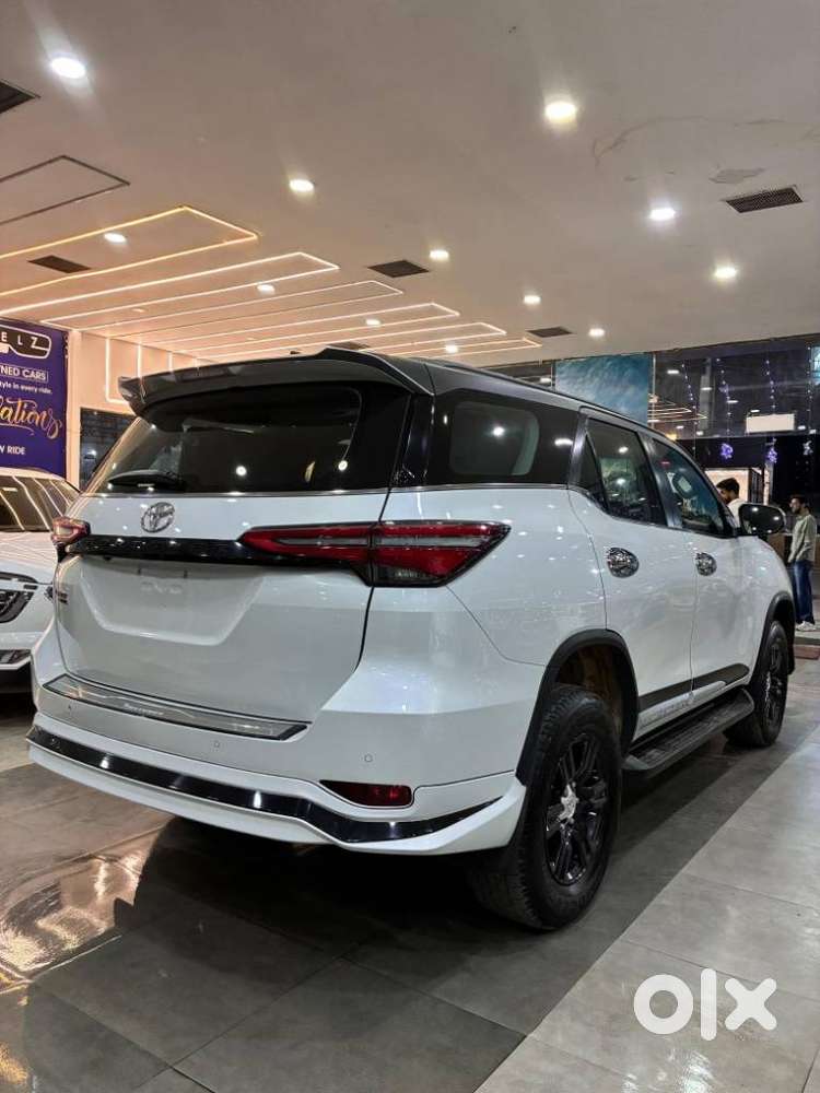 Toyota Fortuner Leader Edition (at), 2025, Diesel