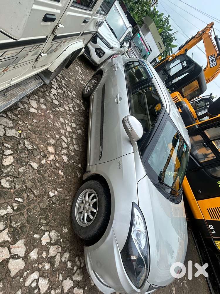 Maruti Suzuki Dzire 2016
