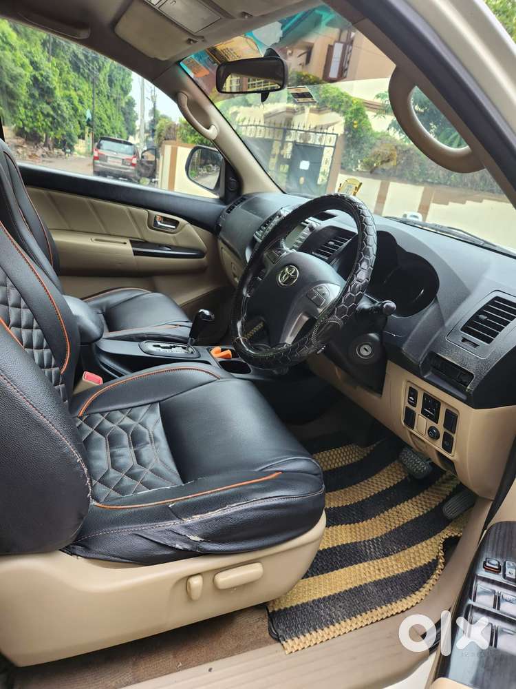 Toyota Fortuner 3.0 4x2 Automatic, 2015, Diesel
