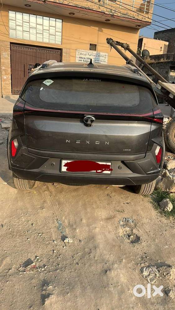 Tata Nexon 2024 Cng & Hybrids 22800 Km Driven