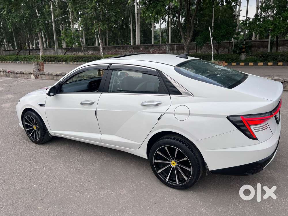Hyundai New Verna Sx O 1.5 Turbo Gdi Mt, 2023, Petrol