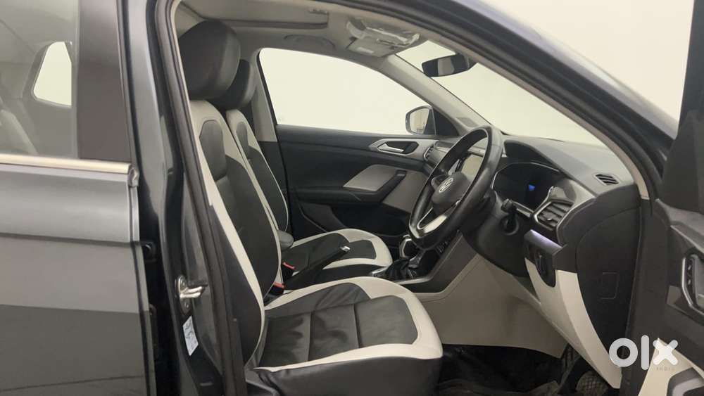 Volkswagen Taigun 1.0 Tsi Topline At, 2022, Petrol