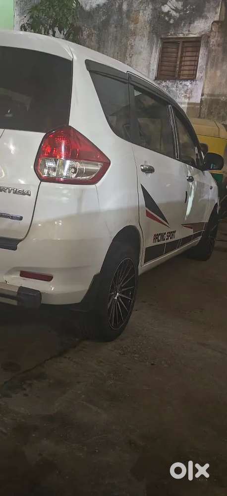 Maruti Suzuki Ertiga 2016 diesel