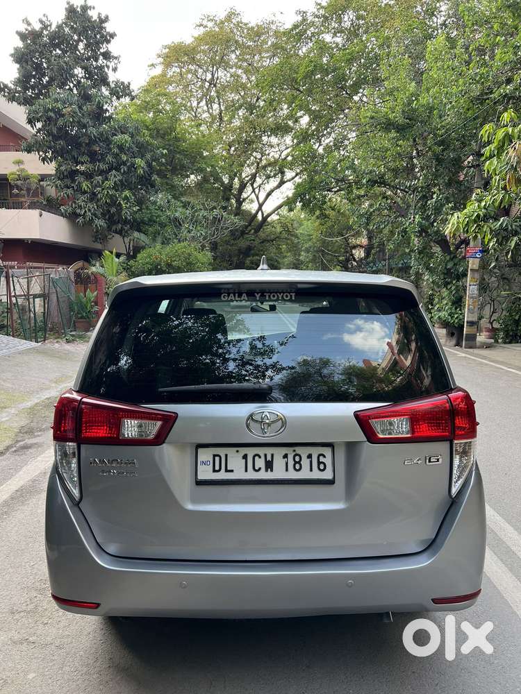 Toyota Innova Crysta