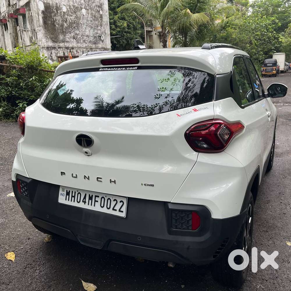 Tata Punch Accomplished Dazzle Sunroof Cng, 2024, Petrol