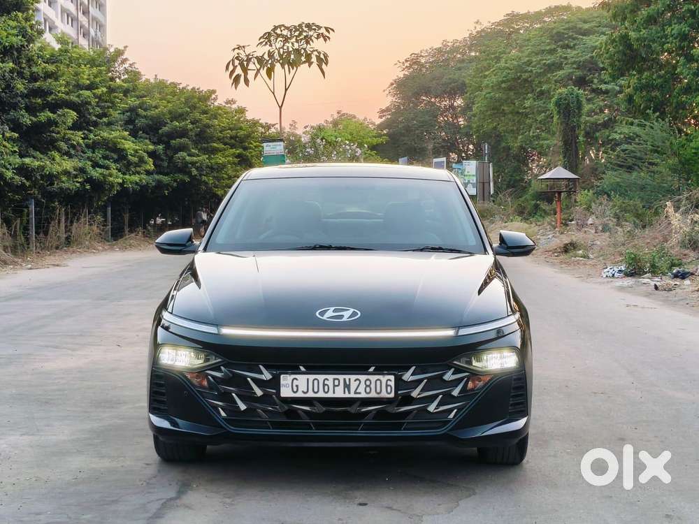 Hyundai Verna 1.5 Sx Vtvt Ivt, 2023, Petrol