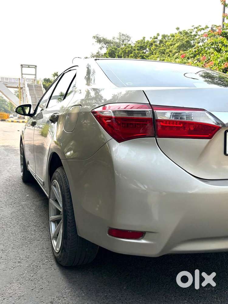 Toyota Corolla Altis Vl At, 2015, Petrol