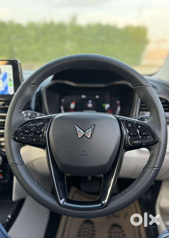 Mahindra Xuv 3xo Ax5 Pm At, 2024, Petrol