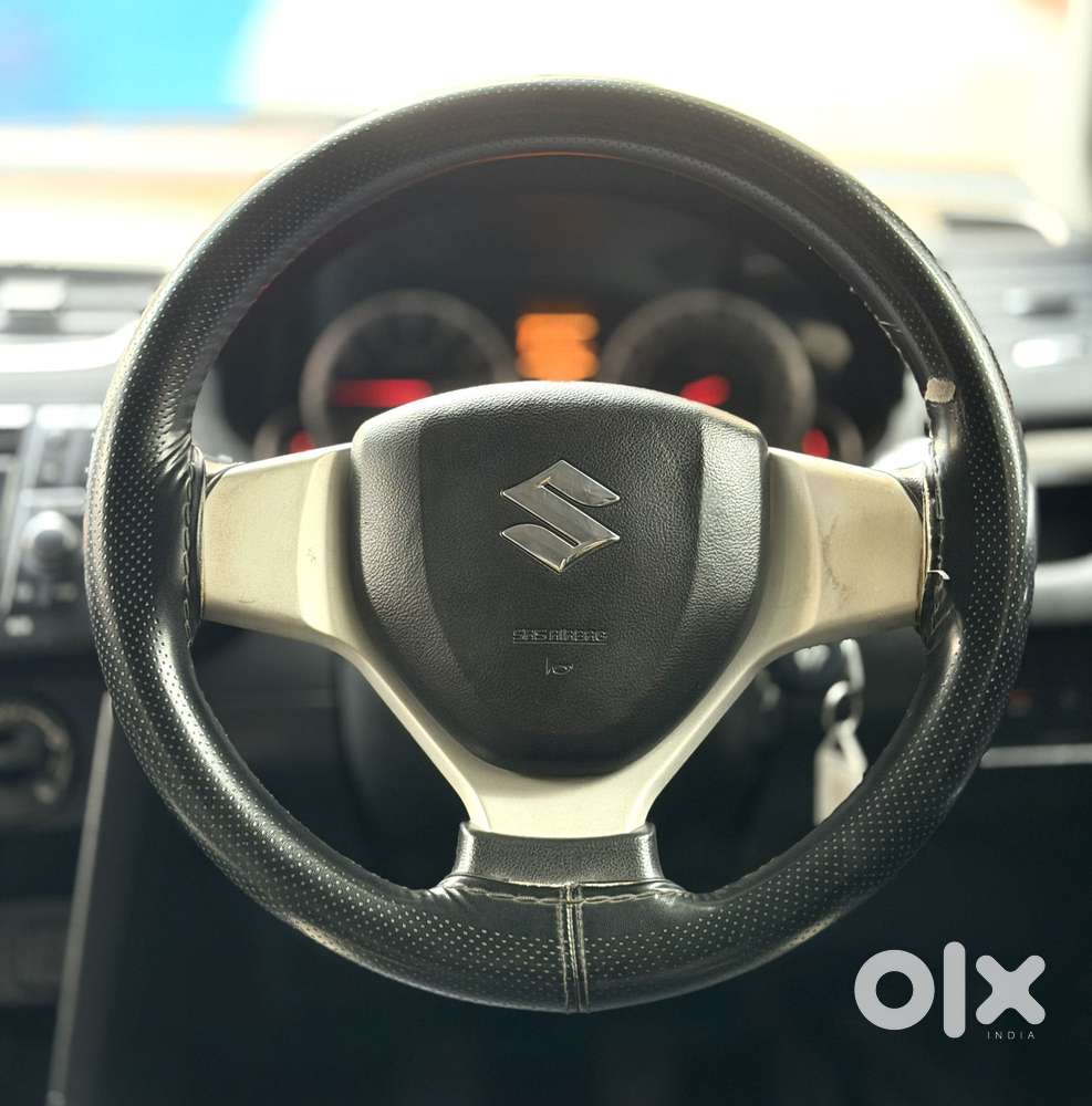 Maruti Suzuki Swift Vxi Optional, 2017, Petrol