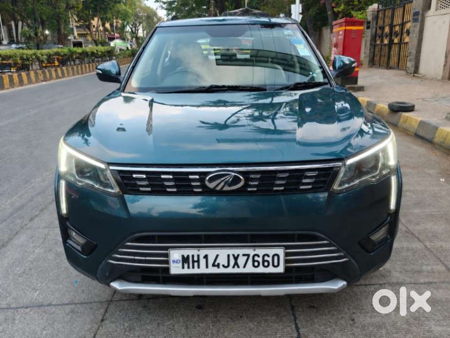 Mahindra Xuv300 1.2 W8 (o) Amt Petrol, 2022, Petrol