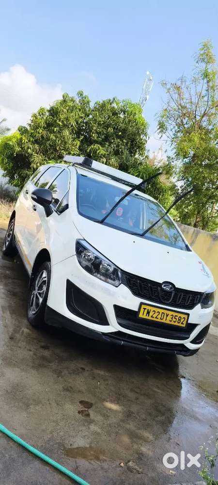 Mahindra Marazzo 2023