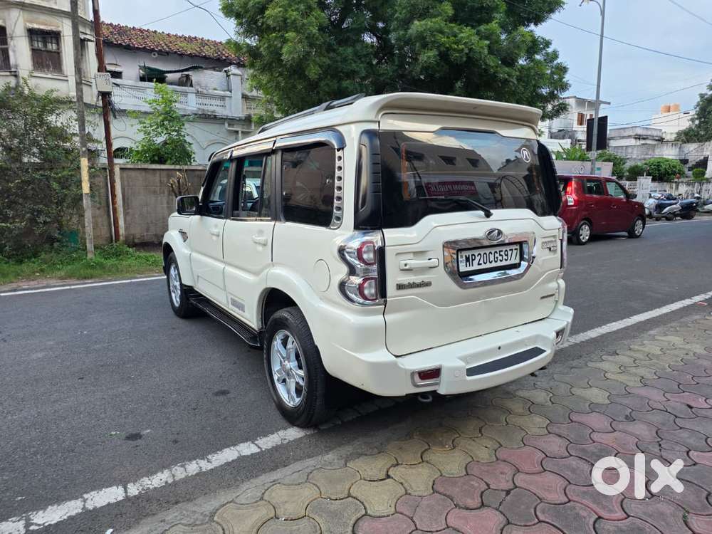 Mahindra Scorpio S10 4wd, 2016, Diesel