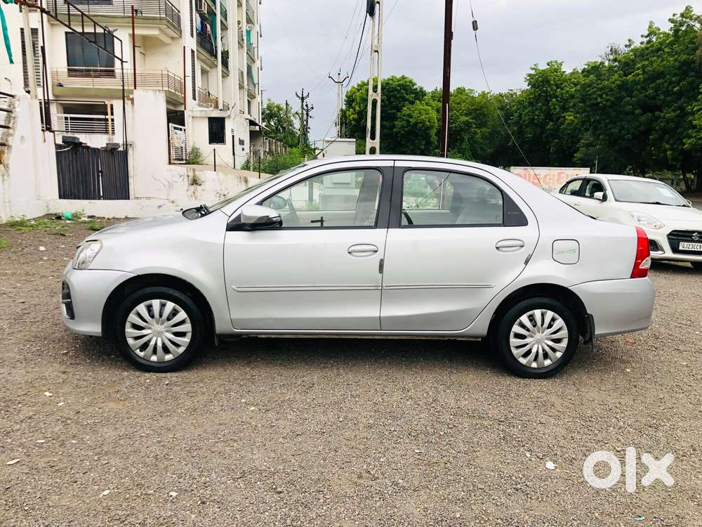 Toyota Etios 1.5 V, 2017, Petrol