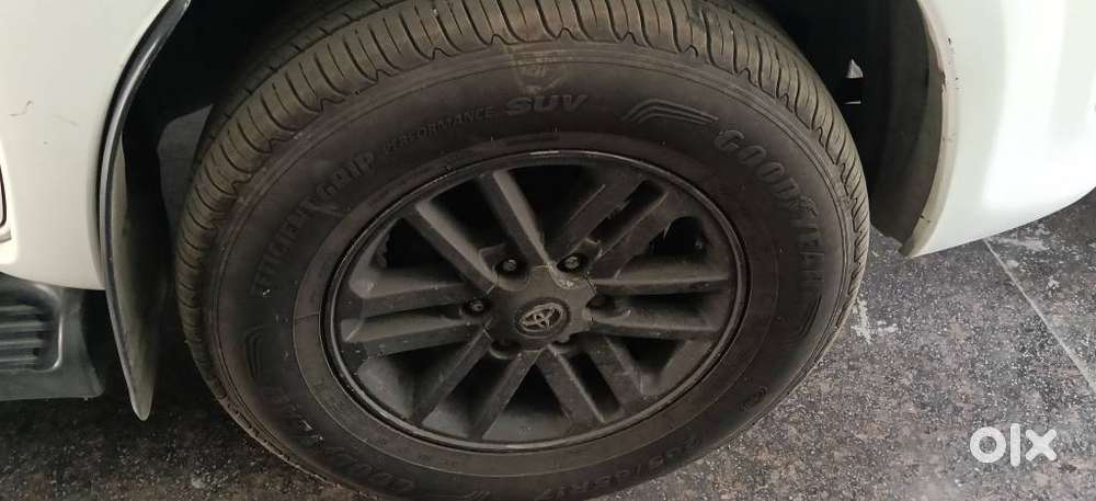 Toyota Fortuner 2011-2016 4x2 Manual, 2014, Diesel