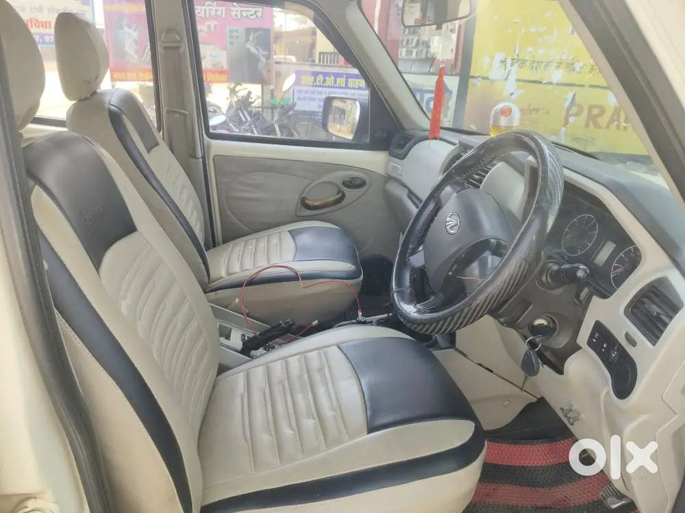 Mahindra Scorpio Classic 14 Diesel 98000 Km Driven