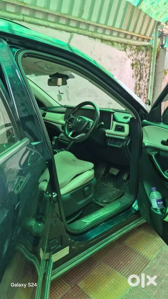 Mahindra Xuv700 November 2021 Year
