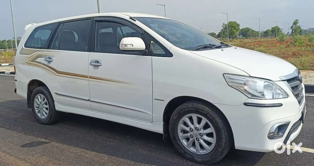 Toyota Innova 2014 Diesel 99000 Km Driven
