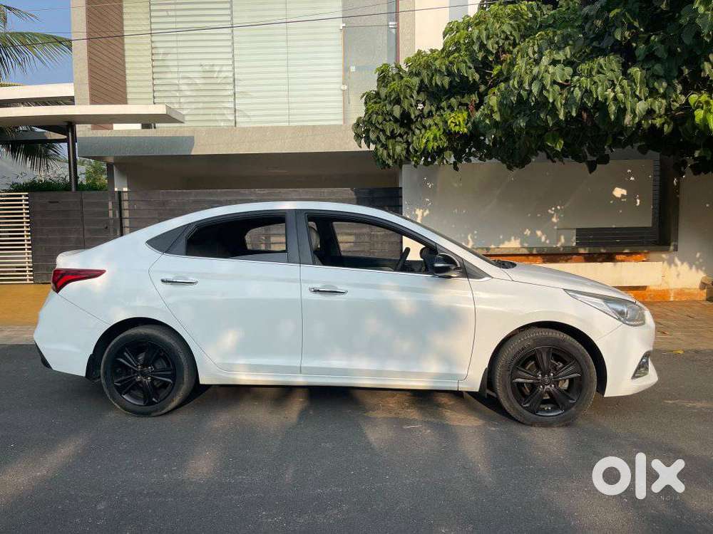 Hyundai Verna 1.6 Sx Vtvt At, 2019, Petrol