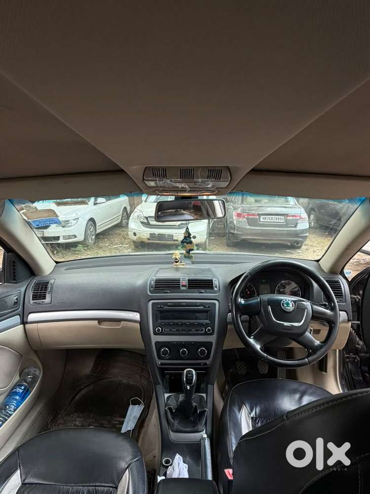 Skoda Laura Classic 1.8 Tsi, 2011, Petrol