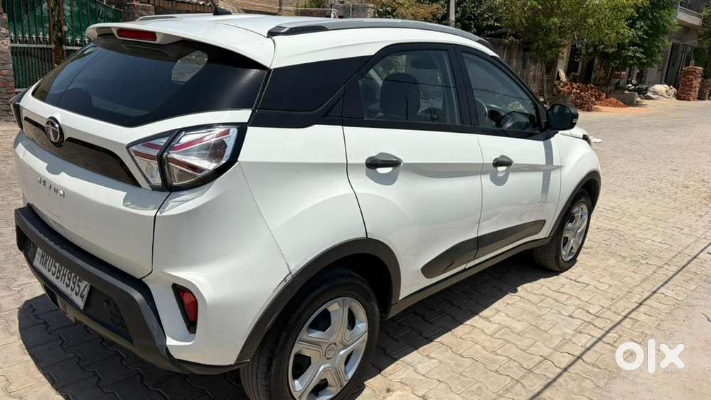 Tata Nexon Owner 1st Diesel Car 2022 Sunroof
