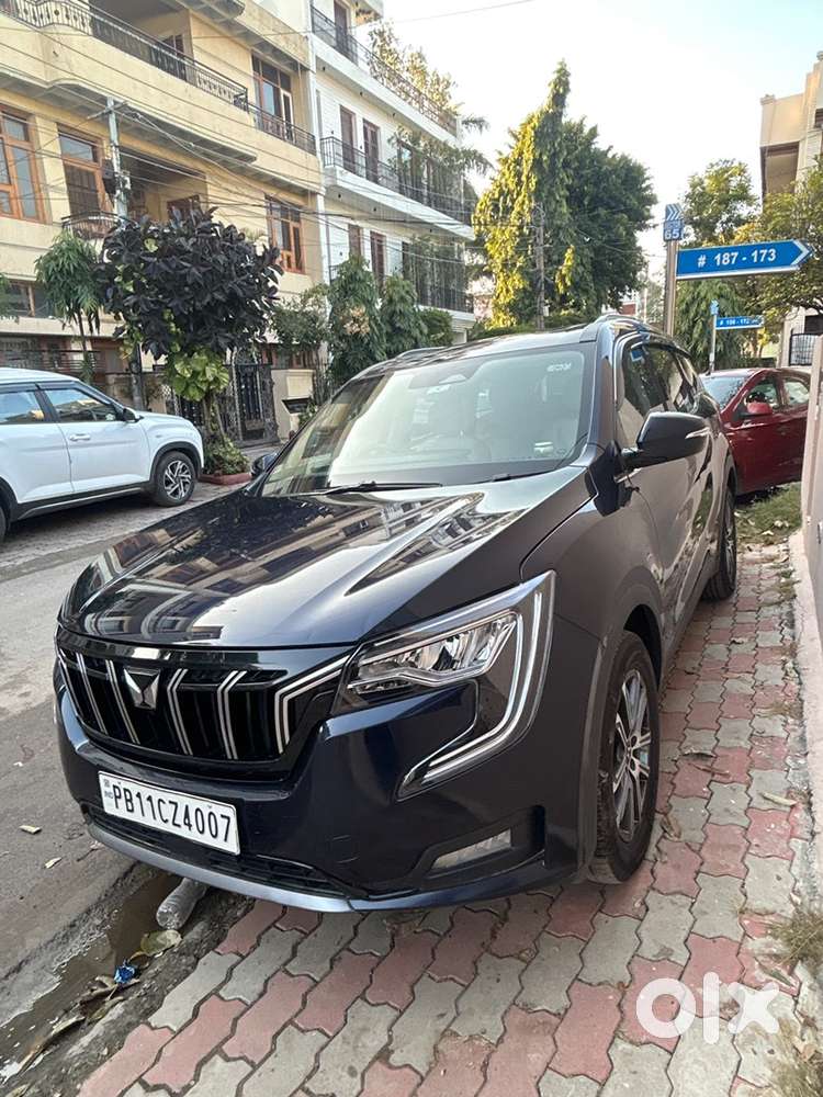 Mahindra Xuv700 2022 Petrol Well Maintained