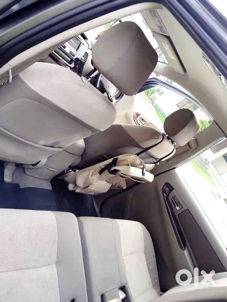 Toyota Innova 2012 Diesel Car