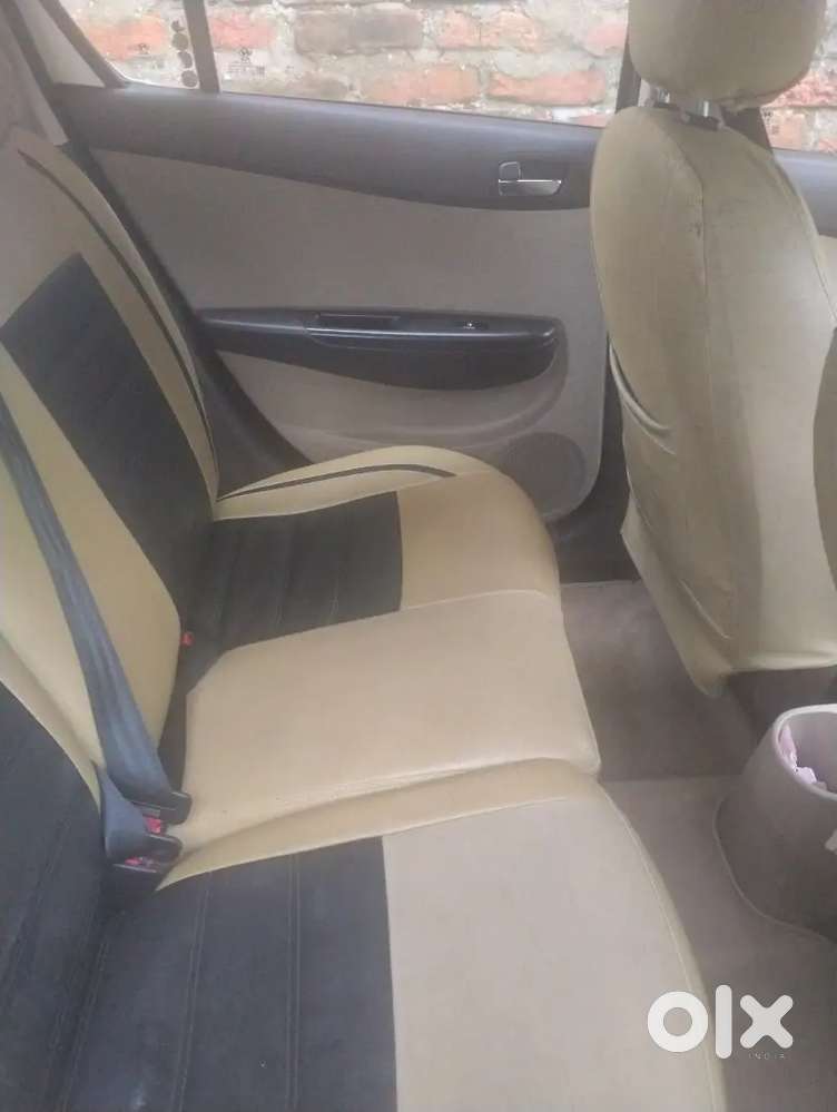 Hyundai I20 Asta 2010 Manual