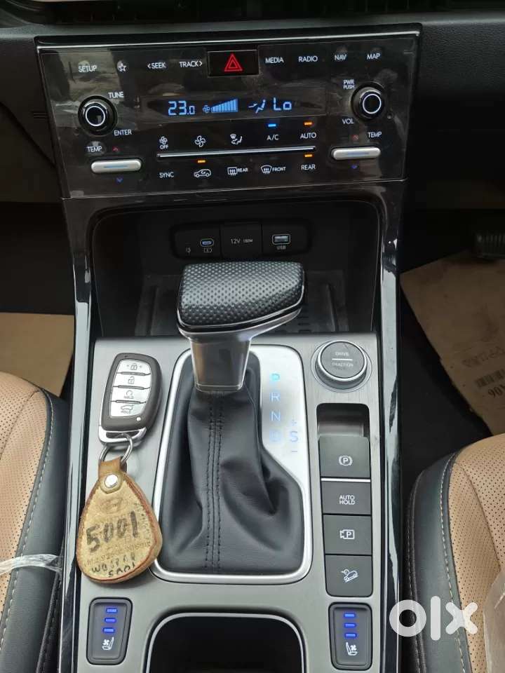 Hyundai Alcazar, 2024, Petrol