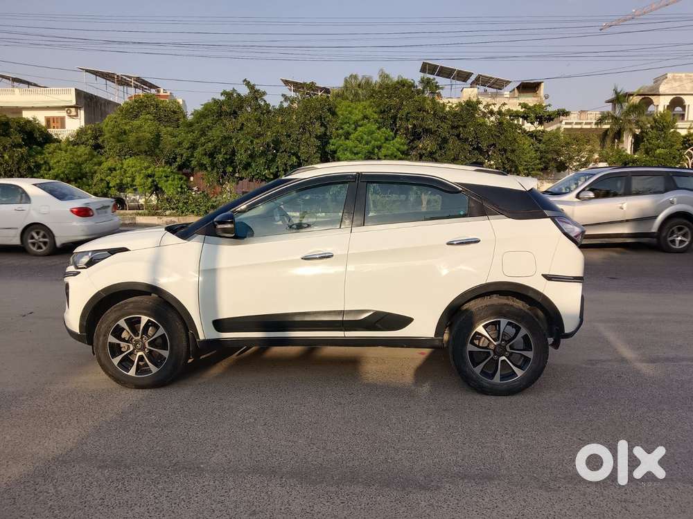Tata Nexon 1.2 Revotron Xz Plus, 2020, Petrol