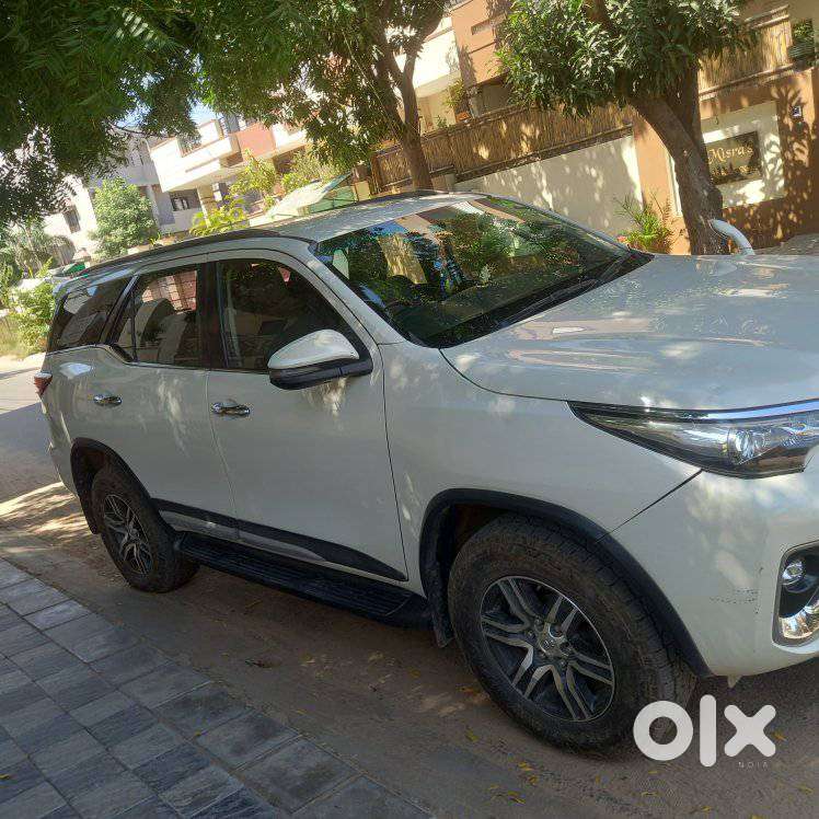 Toyota Fortuner 4x2 At 2.8 Diesel, 2019, Diesel