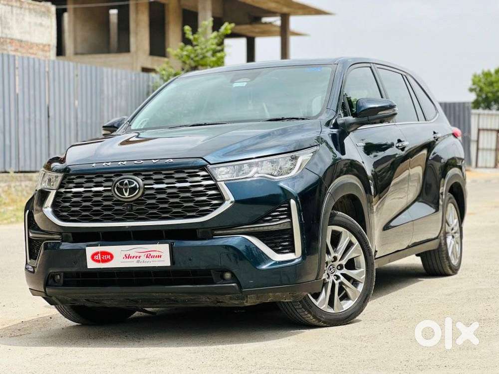 Toyota Innova Hycross 2.0 Zx Hybrid 7 Str, 2024, Petrol