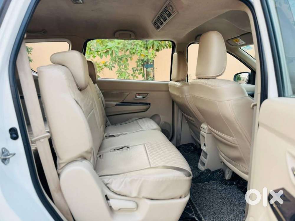 Maruti Suzuki Ertiga Zxi (o) Cng [2022-2023], 2022, Cng & Hybrids