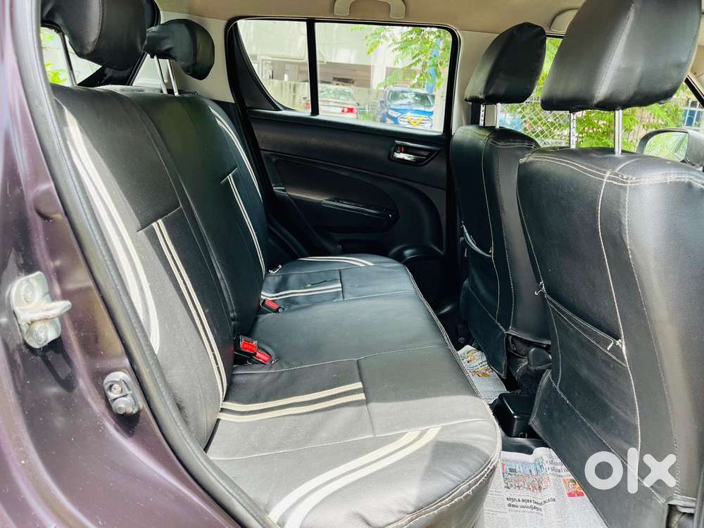 Maruti Suzuki Swift Vxi + Manual, 2017, Petrol