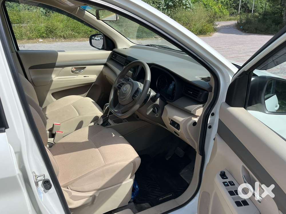 Maruti Suzuki Ertiga Vxi At Petrol, 2025, Petrol