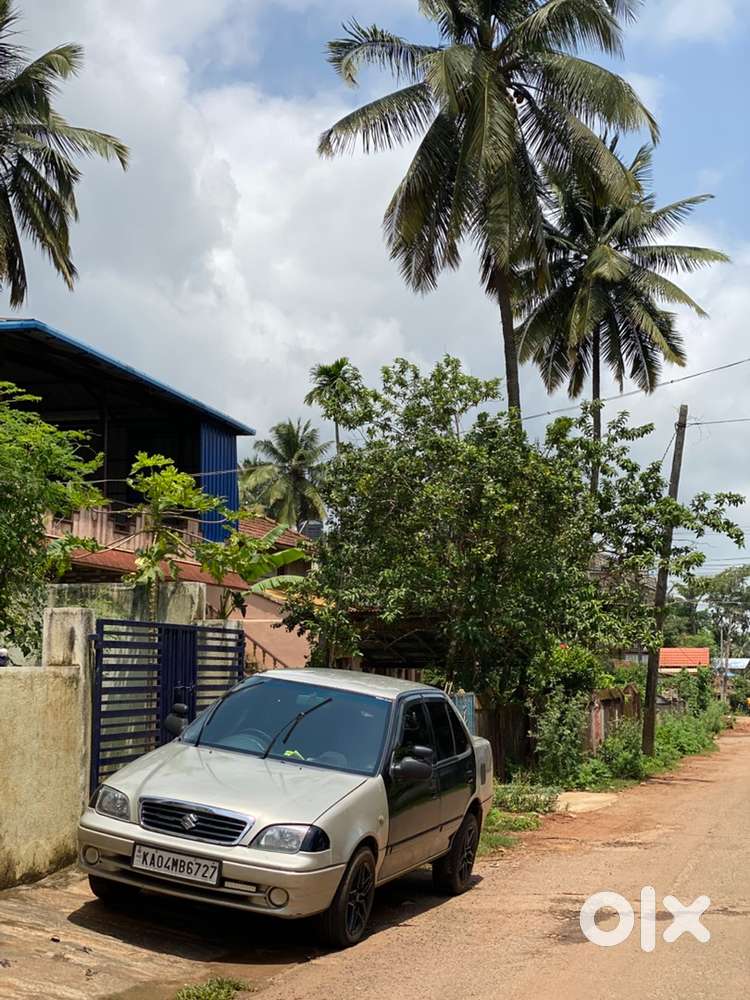 Esteem Lxi Maruti 2005