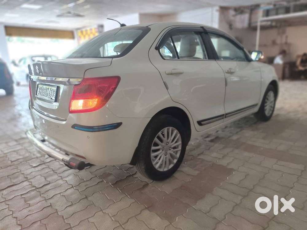 Maruti Suzuki Dzire 1.2 Zxi, 2023, Petrol