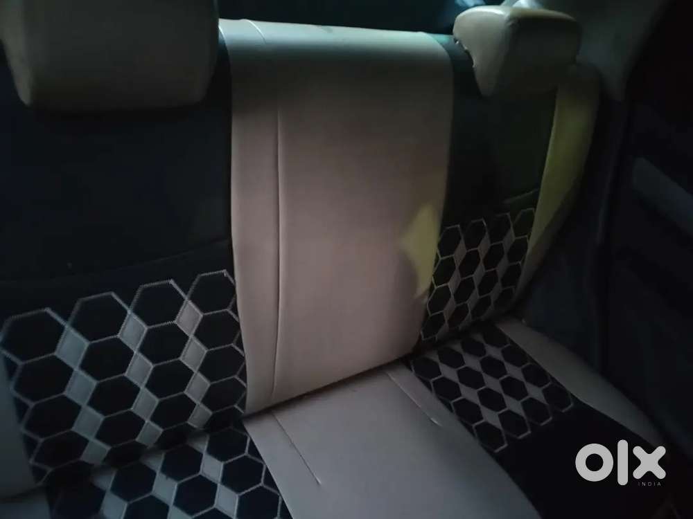 Maruti Suzuki Swift 2009 Diesel 132000 Km Driven