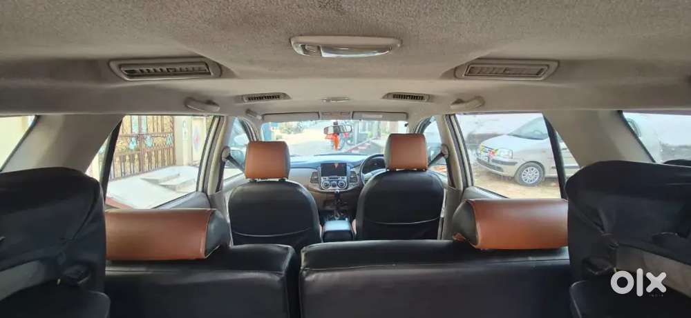 Toyota Innova 2015 Diesel Well Maintained