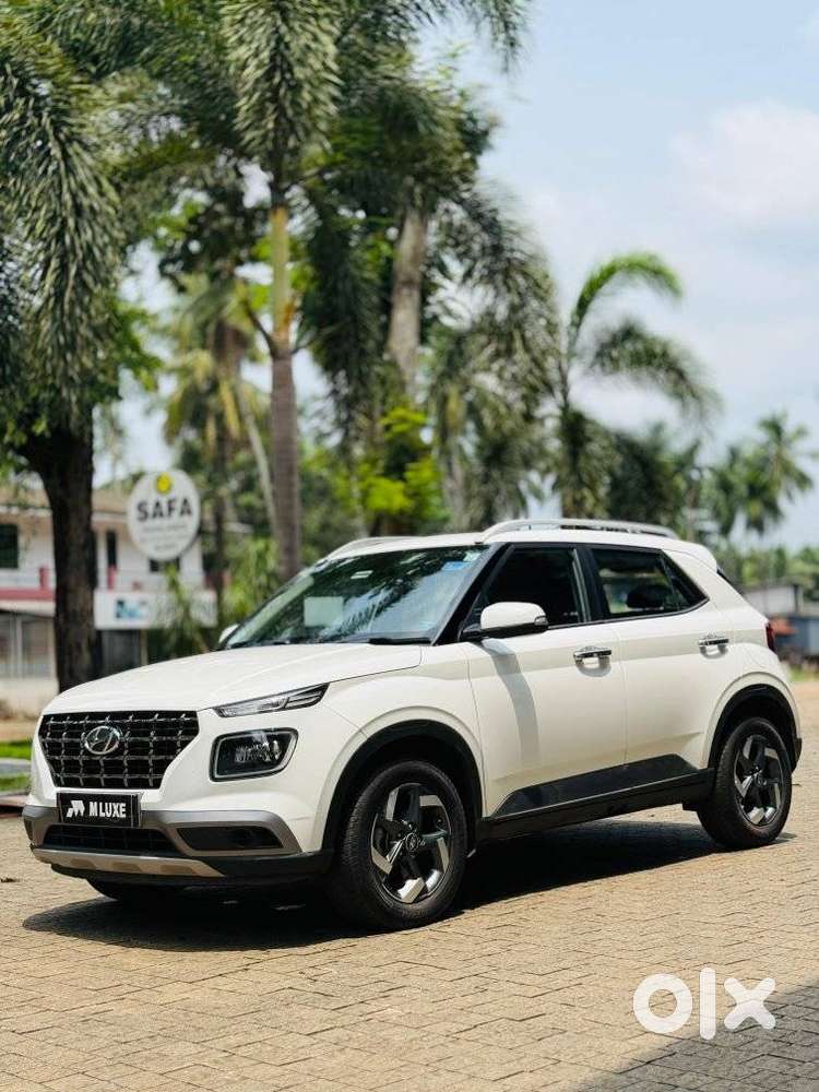 Hyundai Venue Sx Plus Turbo Dct, 2020, Petrol