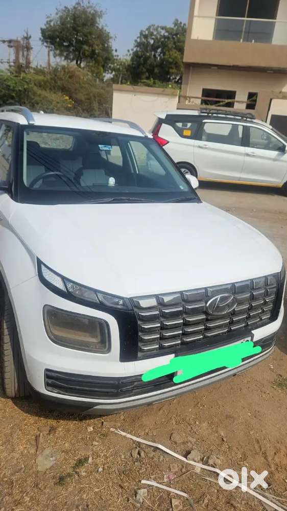 Hyundai New Venue 2023 Cng & Hybrids Well Maintained