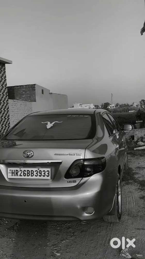 Toyota Corolla Altis 2010 Petrol Manual