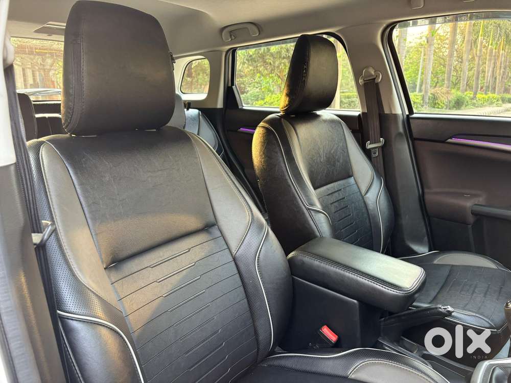 Maruti Suzuki Brezza Zxi S-cng, 2025, Cng & Hybrids