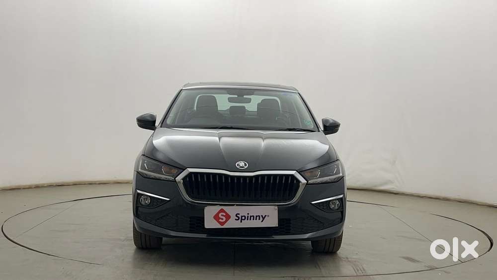 Skoda Slavia Style 1.0l Tsi Mt, 2023, Petrol