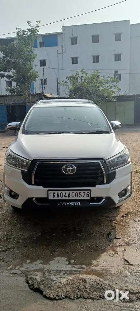 Toyota Innova Crysta 2019