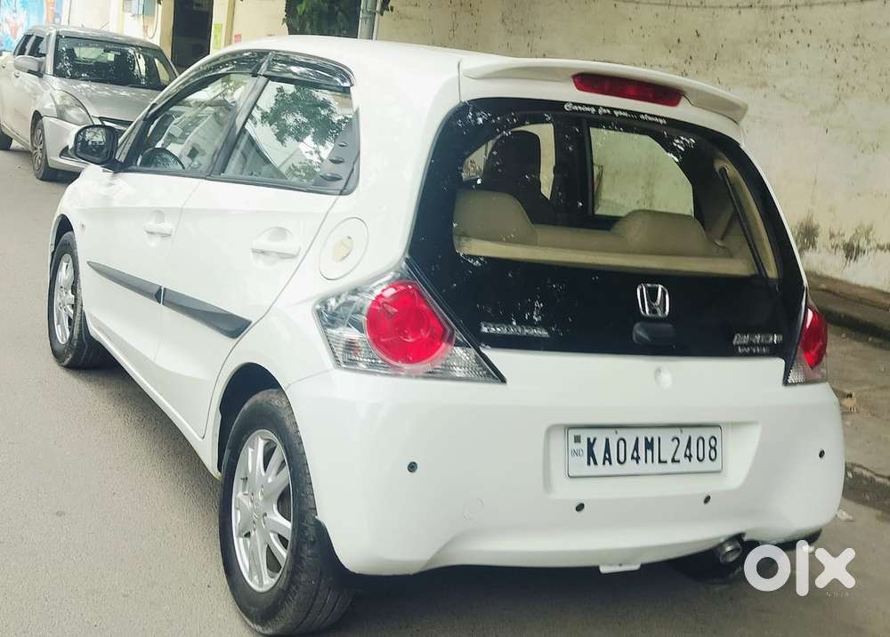 Honda Brio V Mt, 2012, Petrol