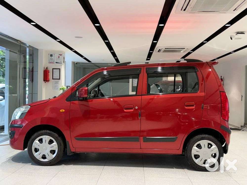 Maruti Suzuki Wagon R Vxi 1.0, 2018, Petrol