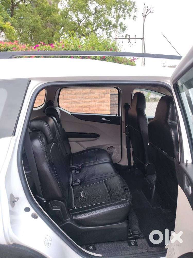 Renault Triber Rxz, 2019, Petrol