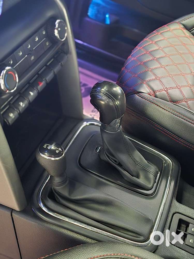 Mahindra Thar Lx Hard Top Petrol At Rwd, 2022, Petrol